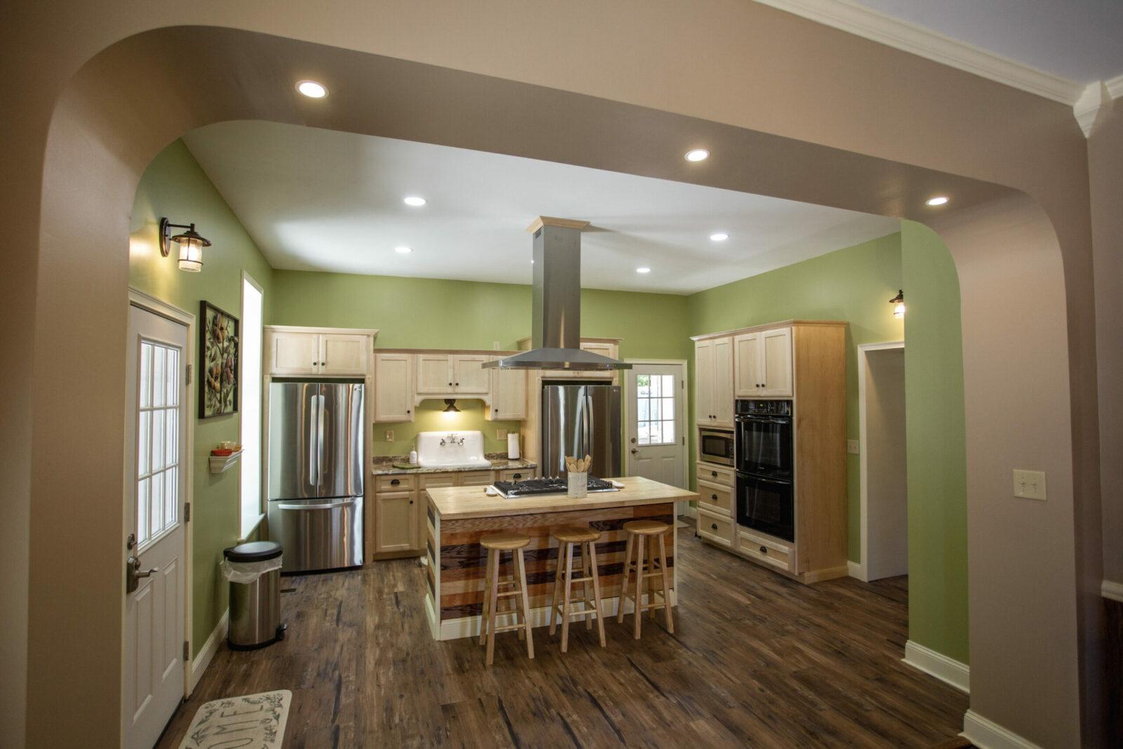 Suite & Room Rental Hannibal, MO The Quarry House